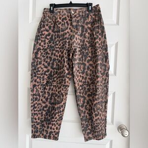 NWT Chartou Collection BARREL jeans in animal print size L